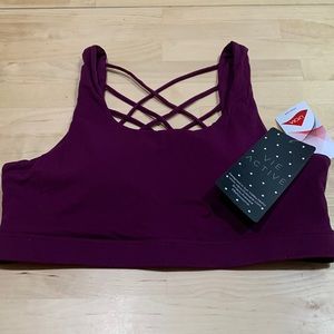 Vie Active Savannah Sports bra. Size XL. Blackberry purple color. NWT  Yoga Club